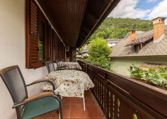 Happy Brook * بليد